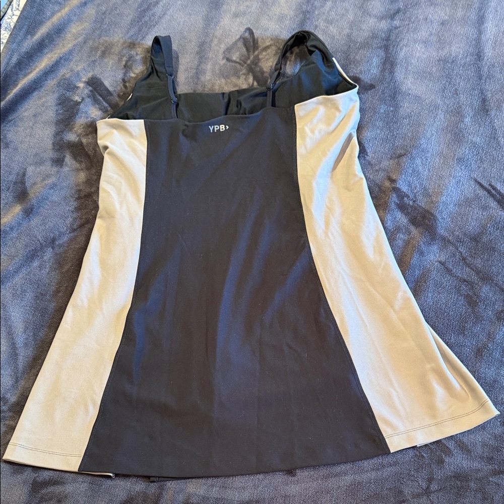 Abercrombie & Fitch Black and Cream Sports Romper - Picture 3 of 4